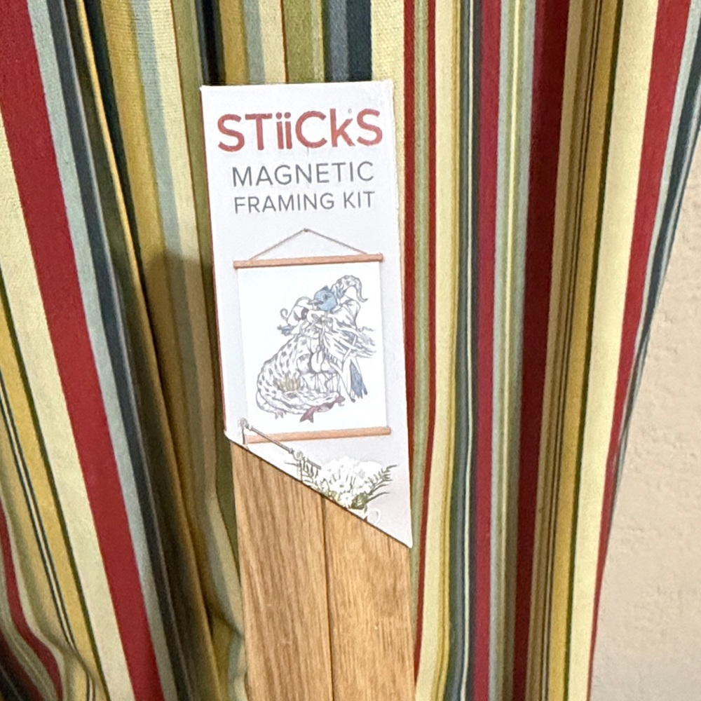 12" STiiCks Magnetic Framing Kit - Natural Wood